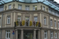 181-8144_IMG